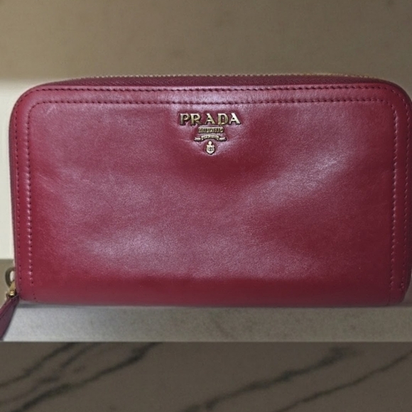 Prada Handbags - Prada Vintage Milano Zip Around Women's Rose Wallet (EUC)